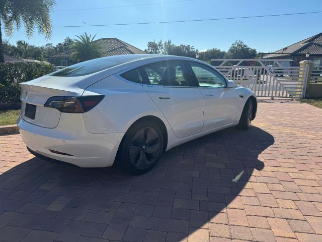  TESLA MODEL 3 2020 Білий