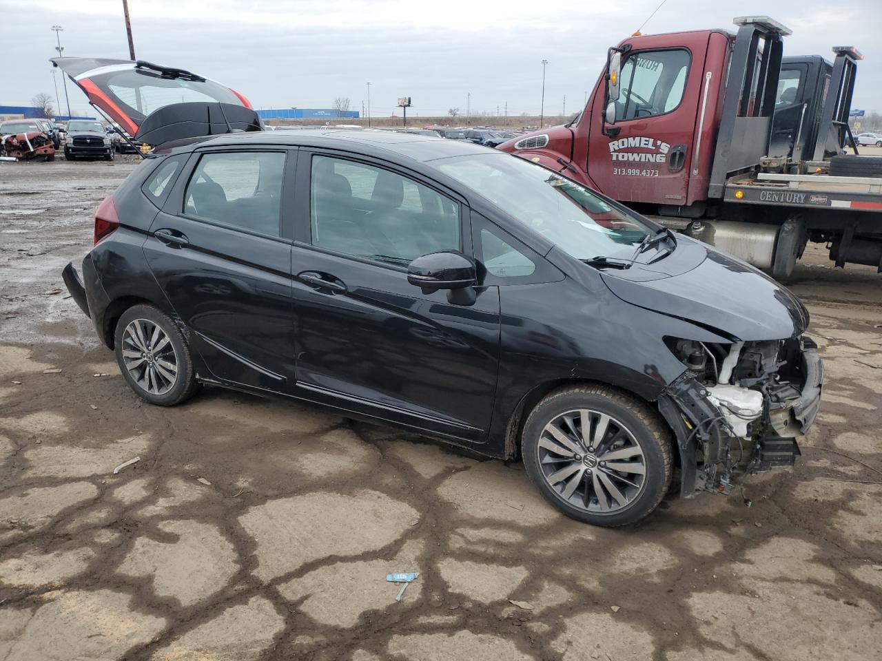 VIN 3HGGK5H89FM742517 2015 HONDA FIT no.4