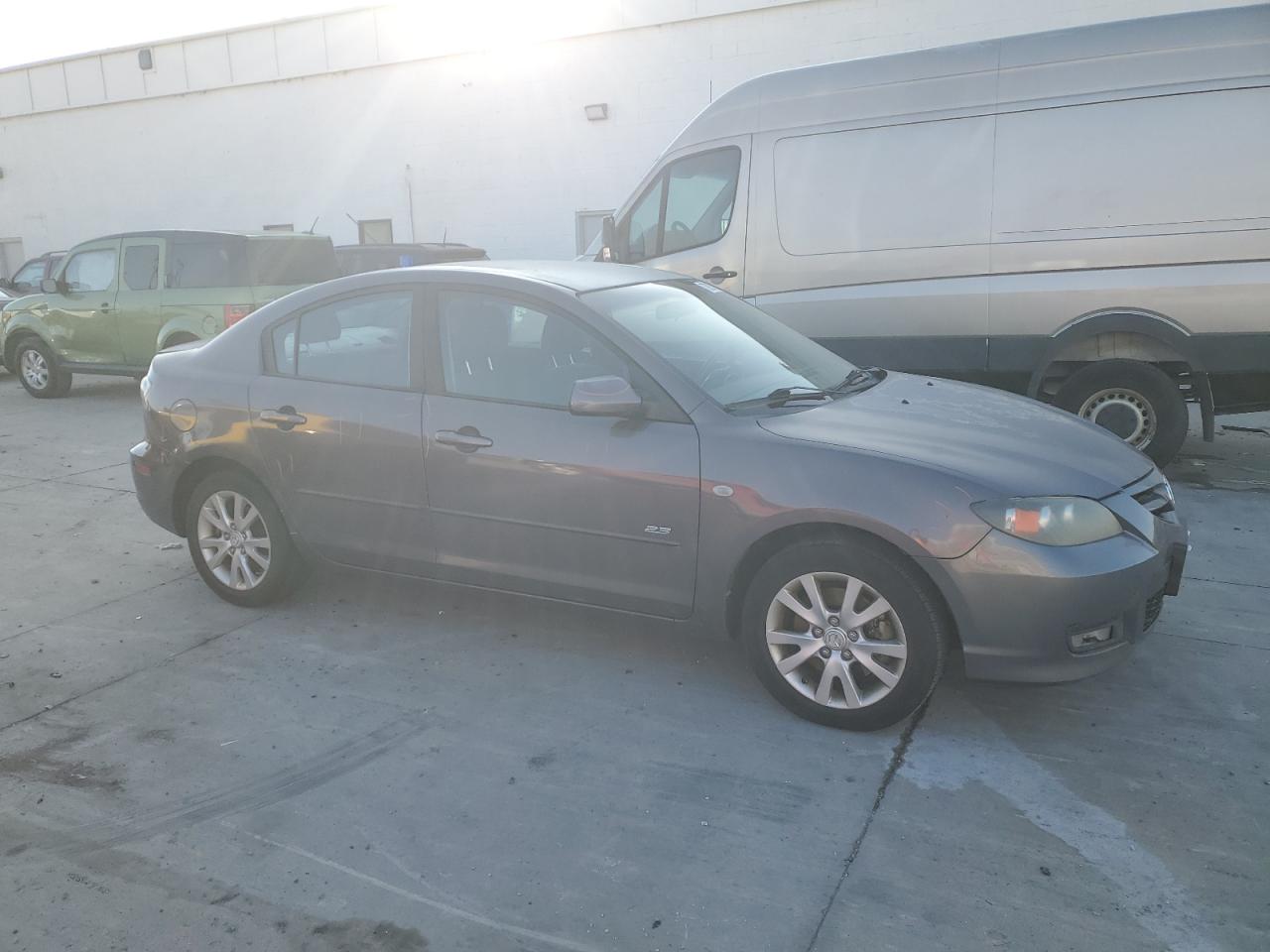 2009 Mazda 3 - Image 4