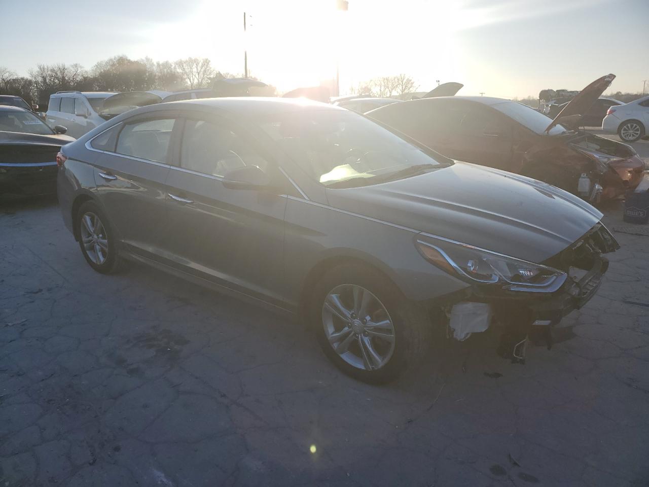 2018 Hyundai Sonata - Image 4