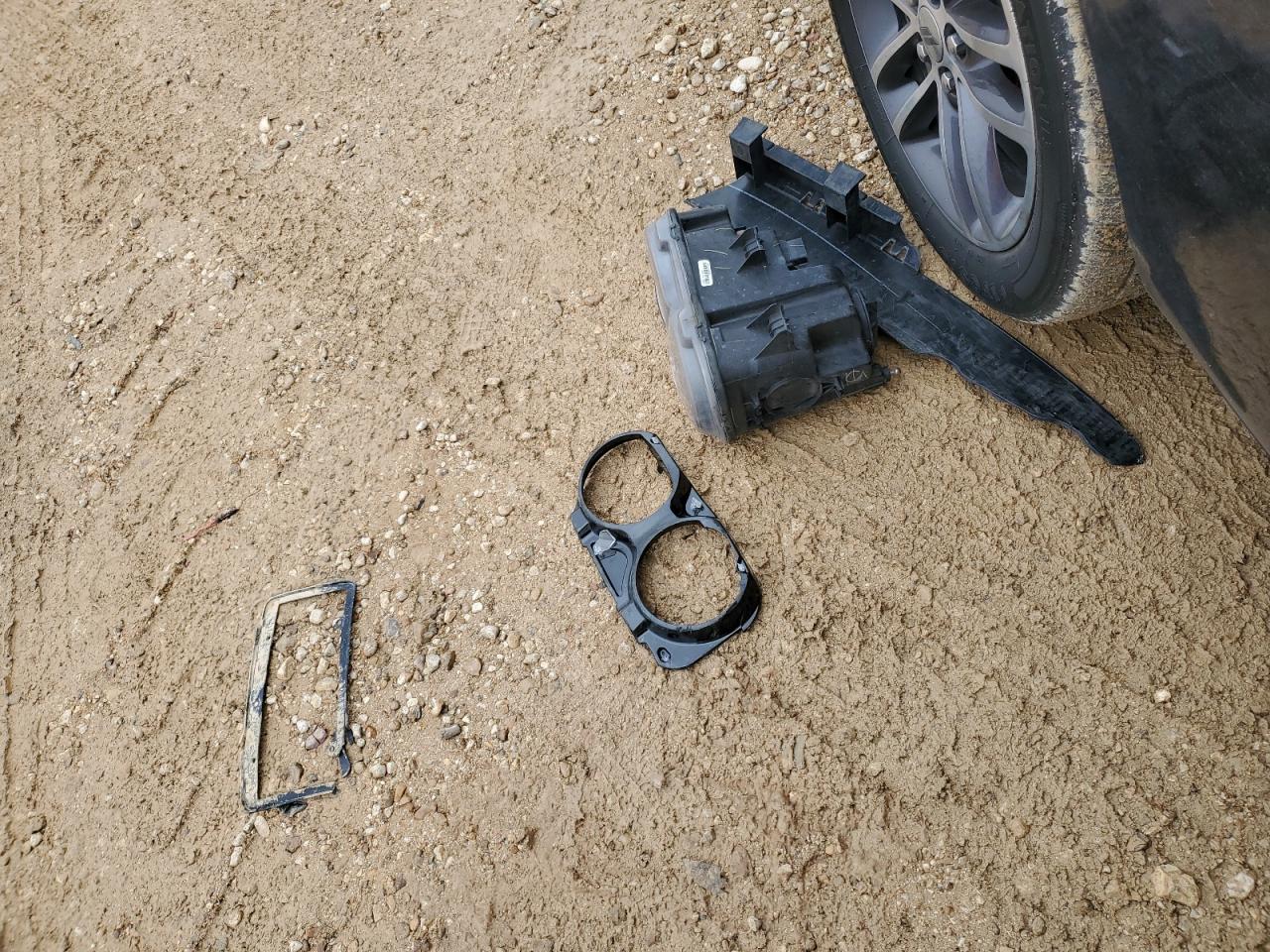 2019 Dodge Challenger - Image 12