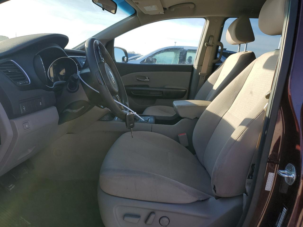 2016 Kia Sedona - Image 7