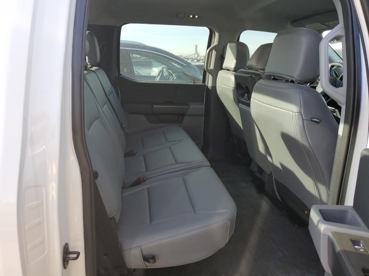 2023 Ford F-150 - Image 10