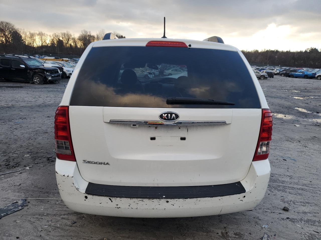 2012 Kia Sedona Lx VIN: KNDMG4C72C6439750 Lot: 83182004