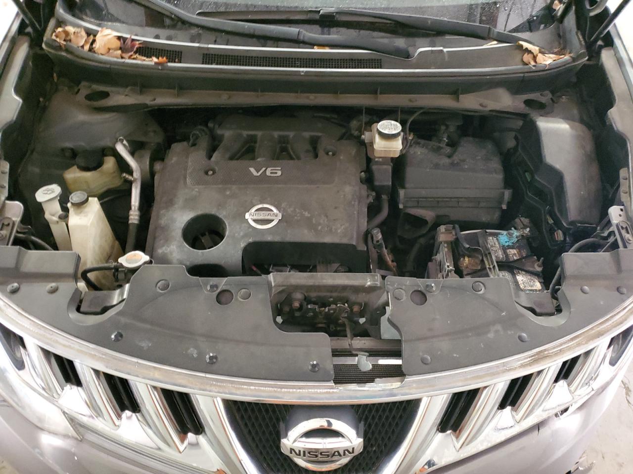 2010 Nissan Murano - Image 12