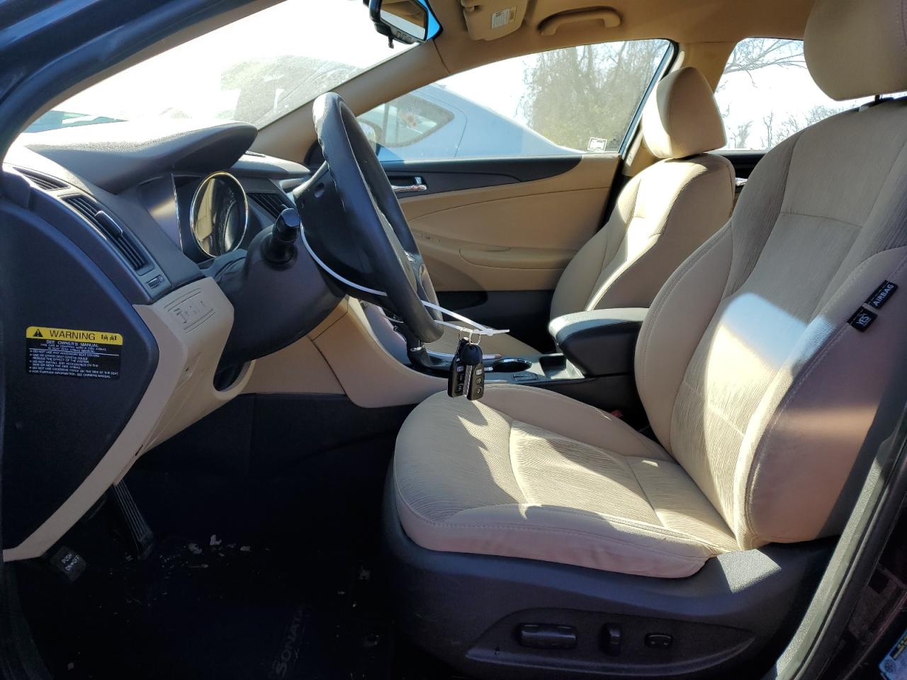 2013 Hyundai Sonata - Image 7