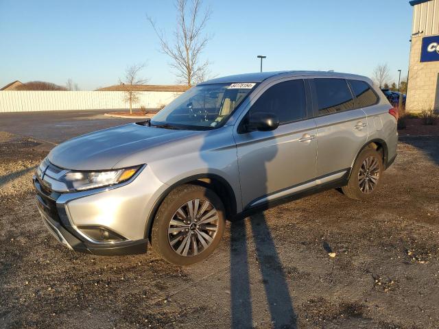  MITSUBISHI OUTLANDER 2019 Srebrny