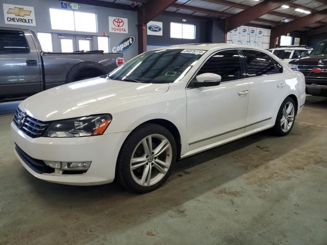 Sedans VOLKSWAGEN PASSAT 2014 Biały