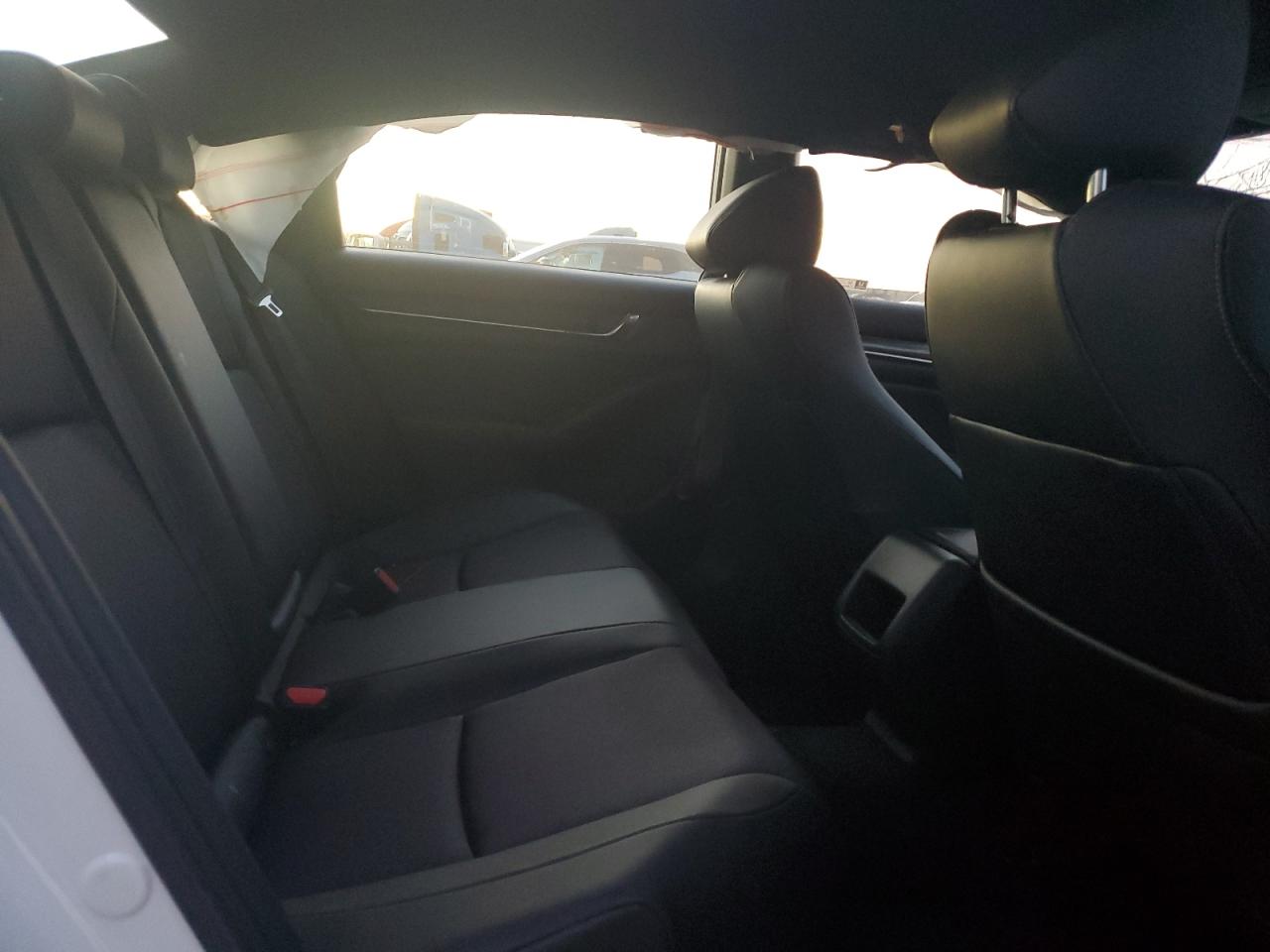 2022 Honda Accord - Image 11
