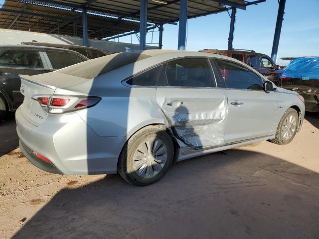  HYUNDAI SONATA 2017 Серебристый