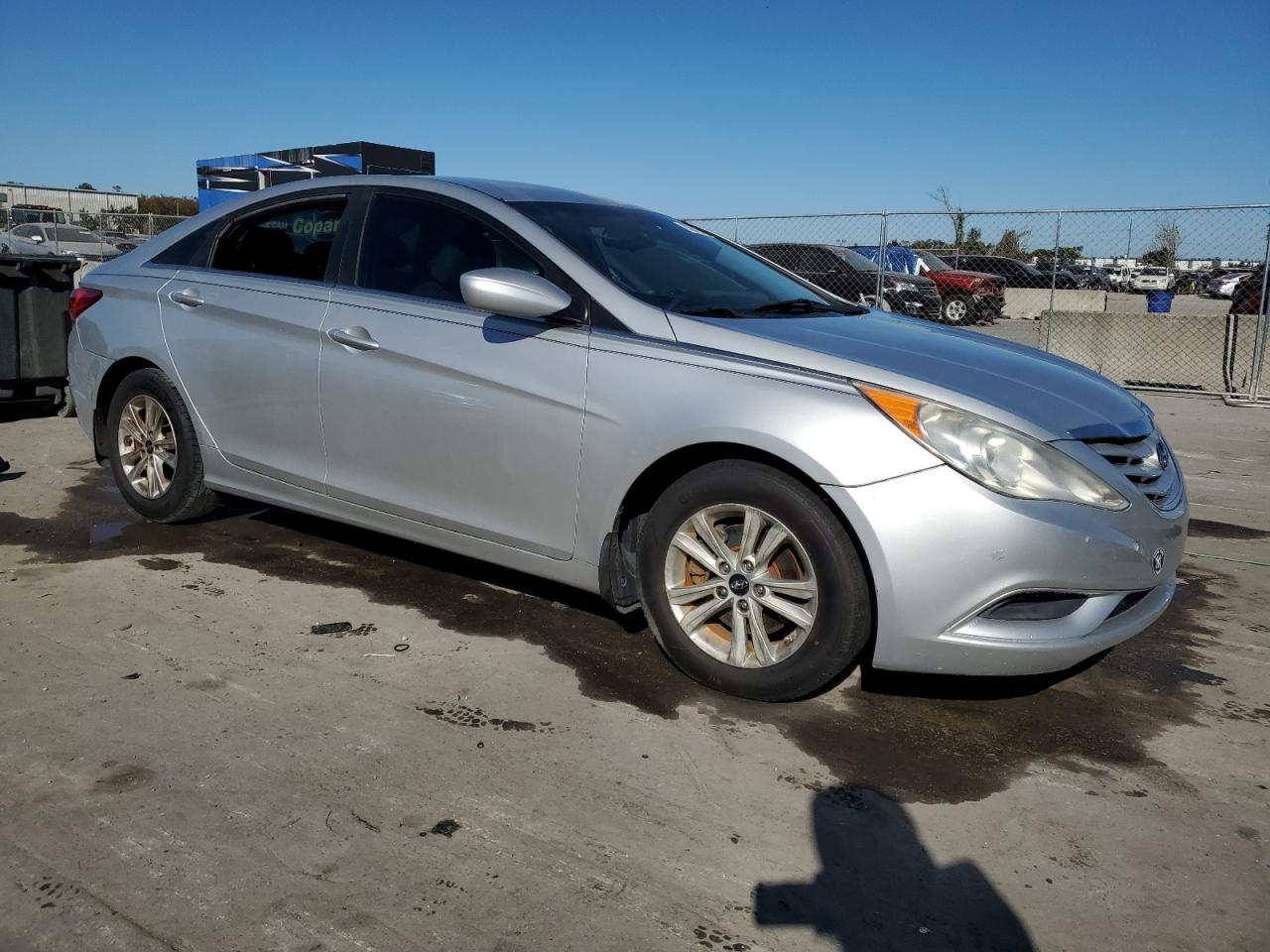 2012 Hyundai Sonata - Image 4
