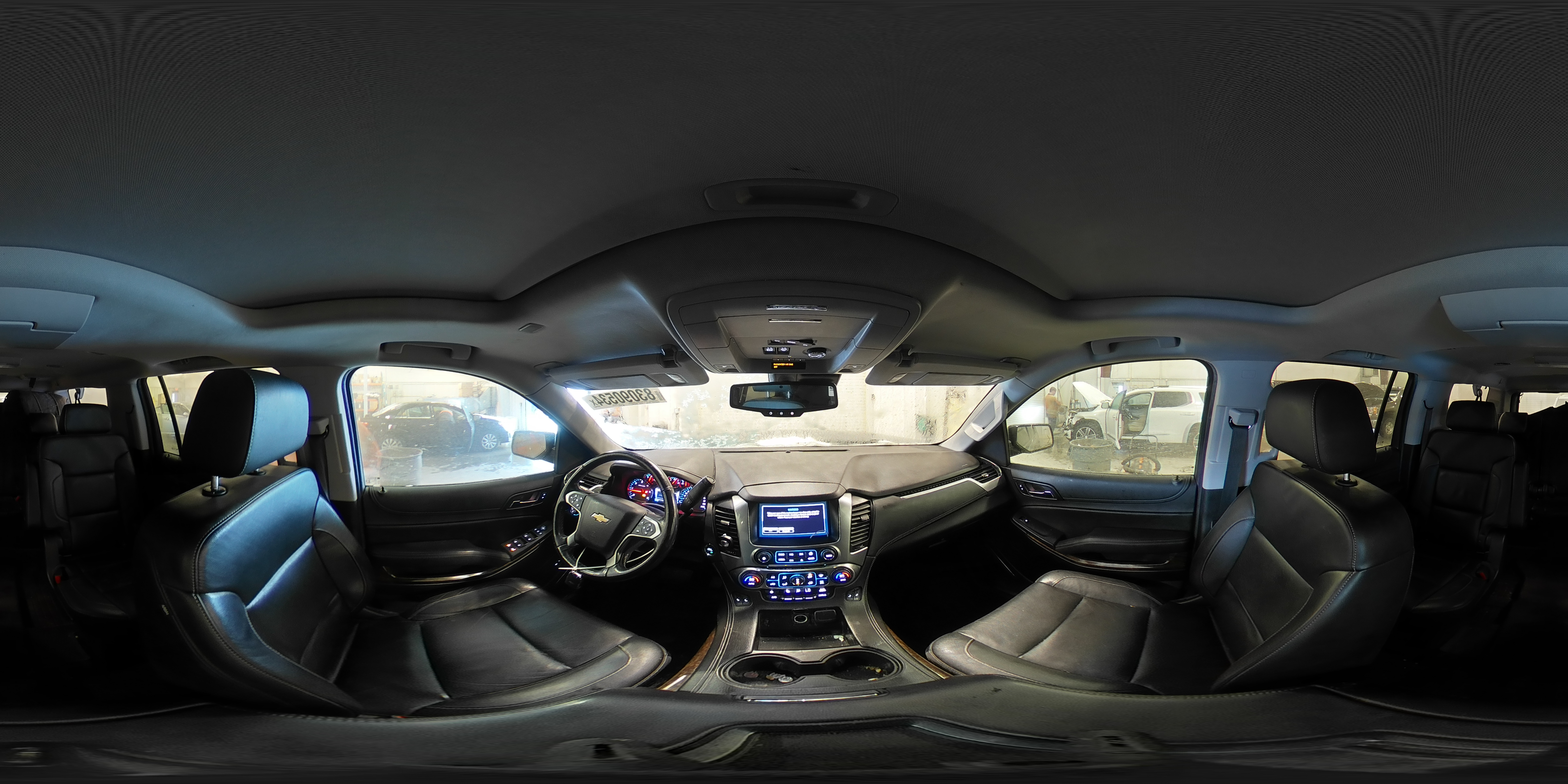 2018 Chevrolet Suburban - Image 13