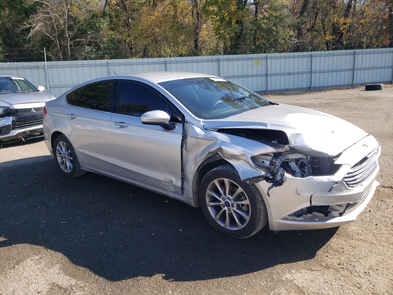 VIN 3FA6P0H77HR131211 2017 FORD FUSION no.4