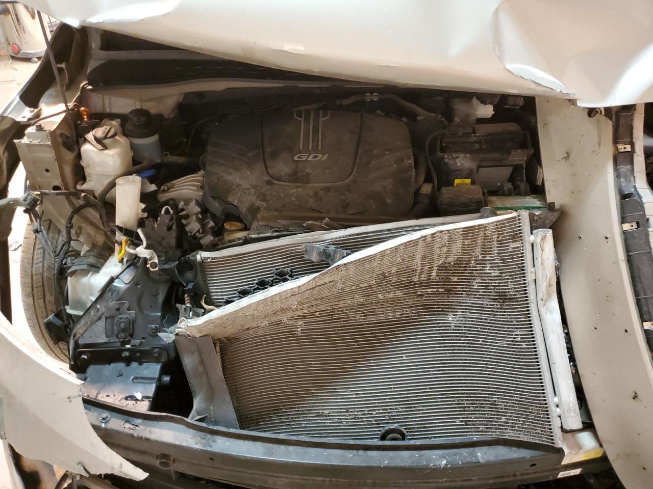 2016 Kia Sedona - Image 14