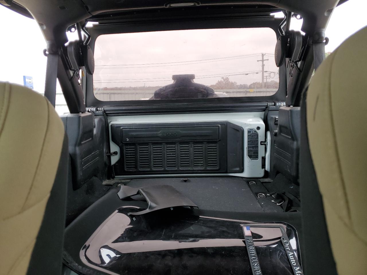 2018 Jeep Wrangler - Image 10