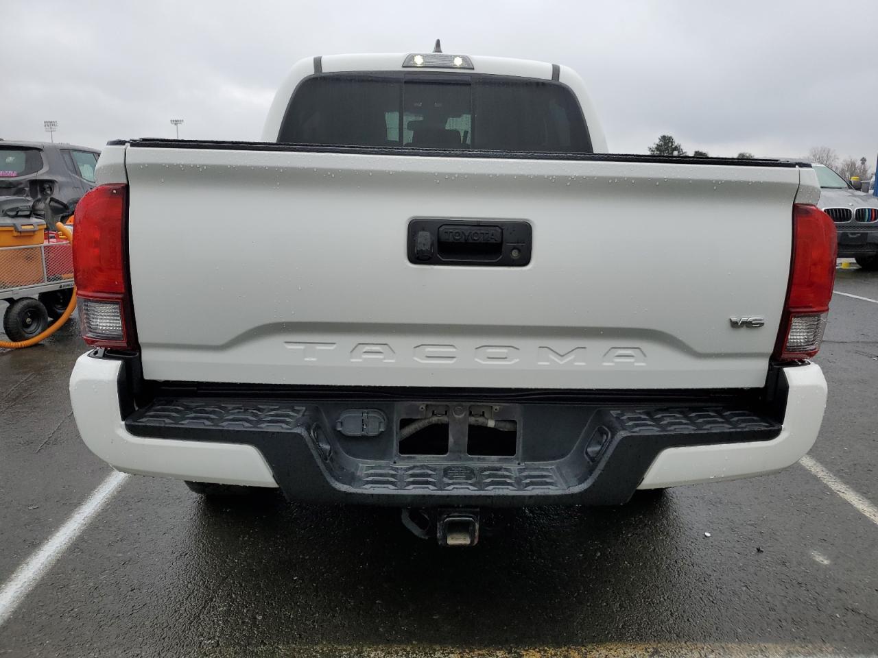 2018 Toyota Tacoma - Image 6