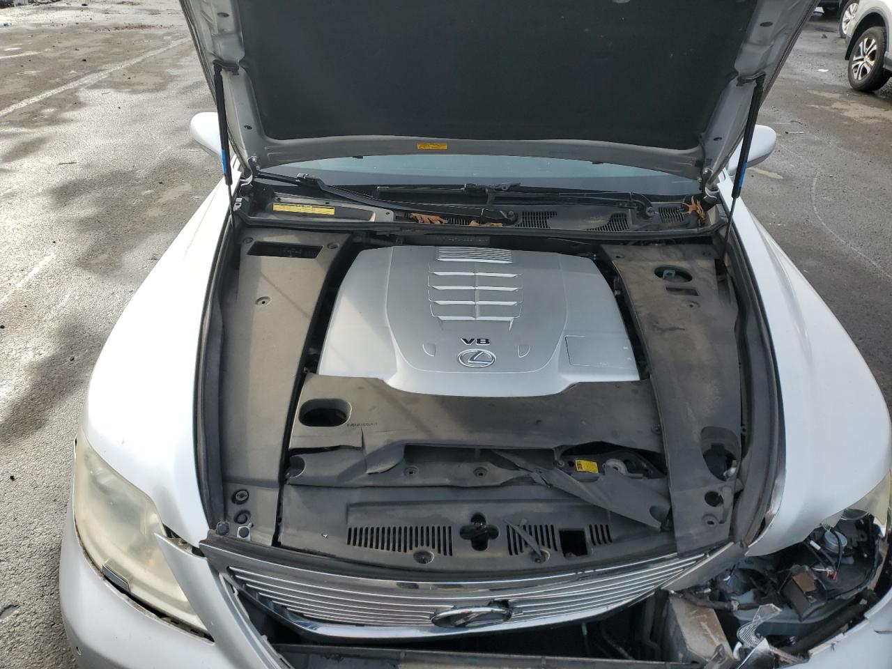 2008 Lexus LS - Image 11