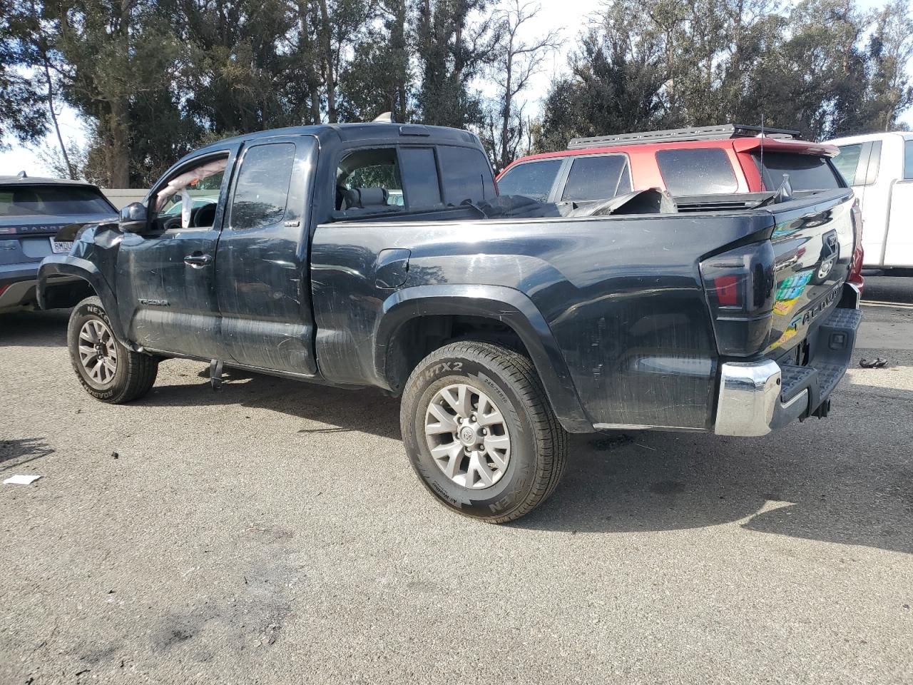 VIN 5TFRZ5CN6JX068362 2018 TOYOTA TACOMA no.2