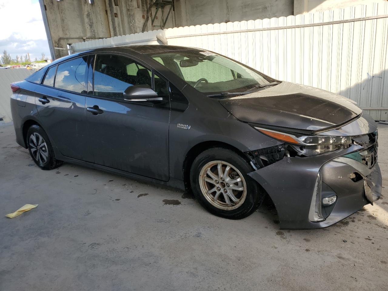 2018 Toyota Prius - Image 4