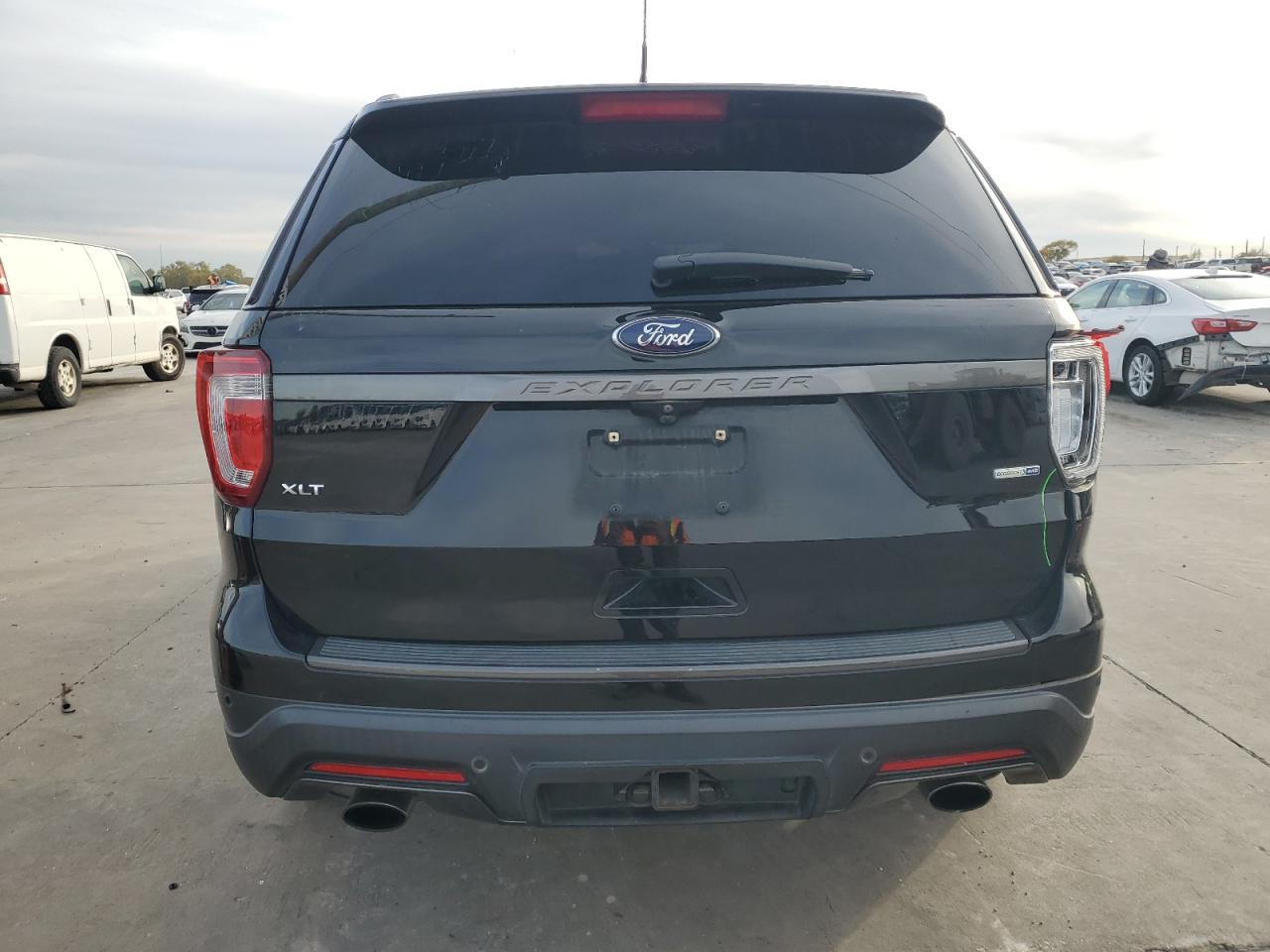 2018 Ford Explorer Xlt VIN: 1FM5K8DH8JGA68212 Lot: 82878944