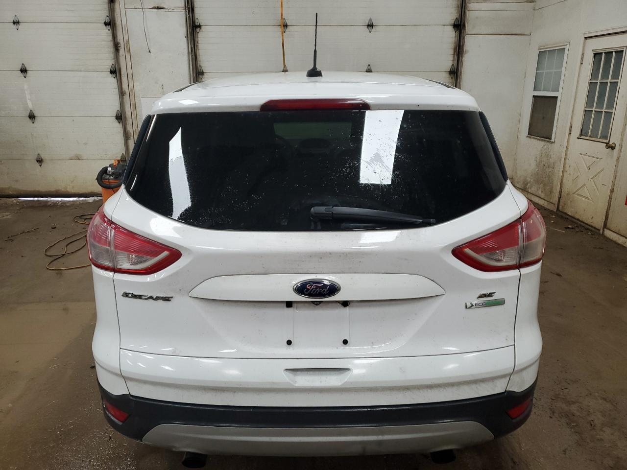 VIN 1FMCU0GX0FUA40516 2015 FORD ESCAPE no.6