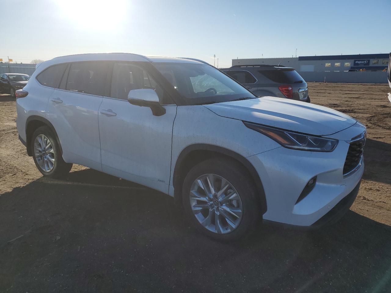 2024 Toyota Highlander - Image 4