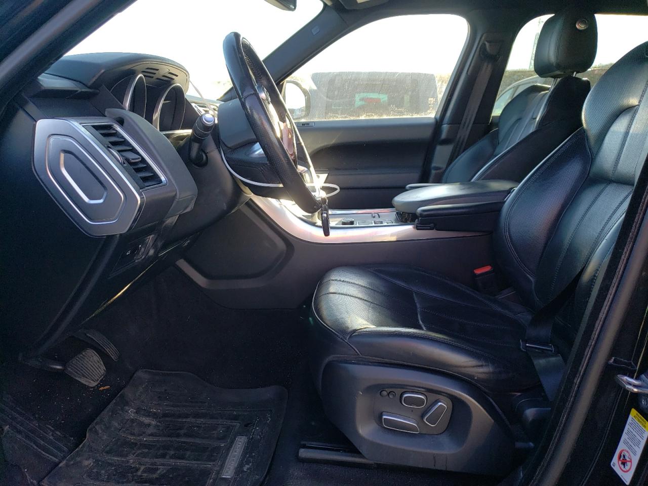 2015 Land Rover Range Rover - Image 7