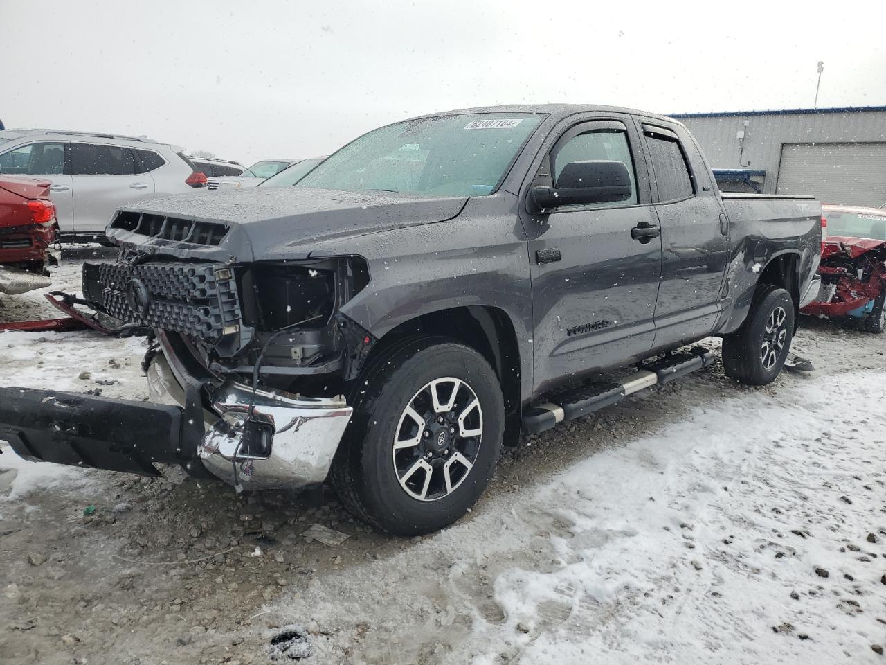 2020 Toyota Tundra Double Cab Sr на продаже в Wayland, MI - Front End