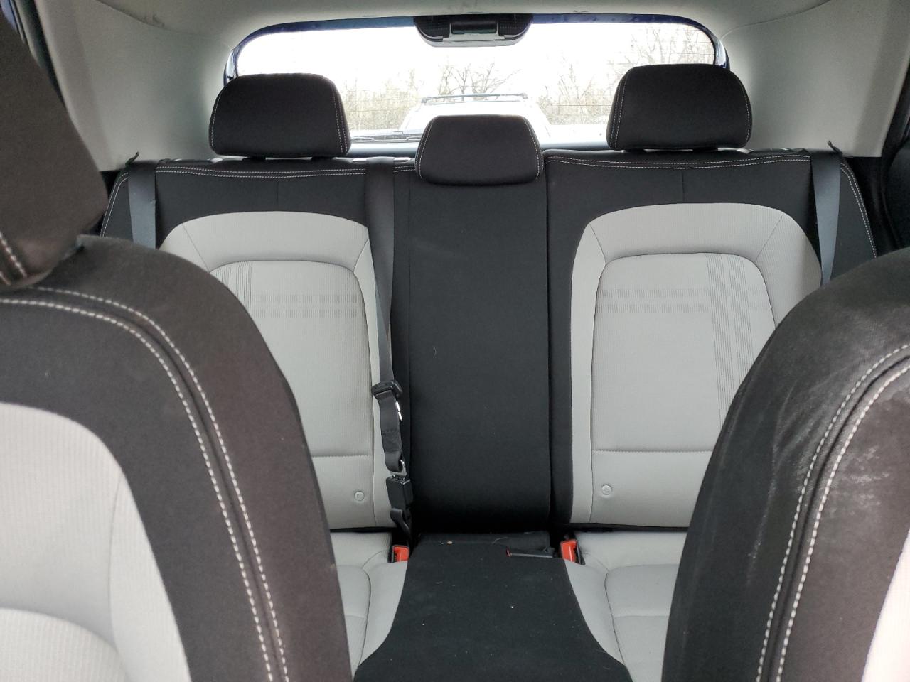 2022 Hyundai Venue - Image 10