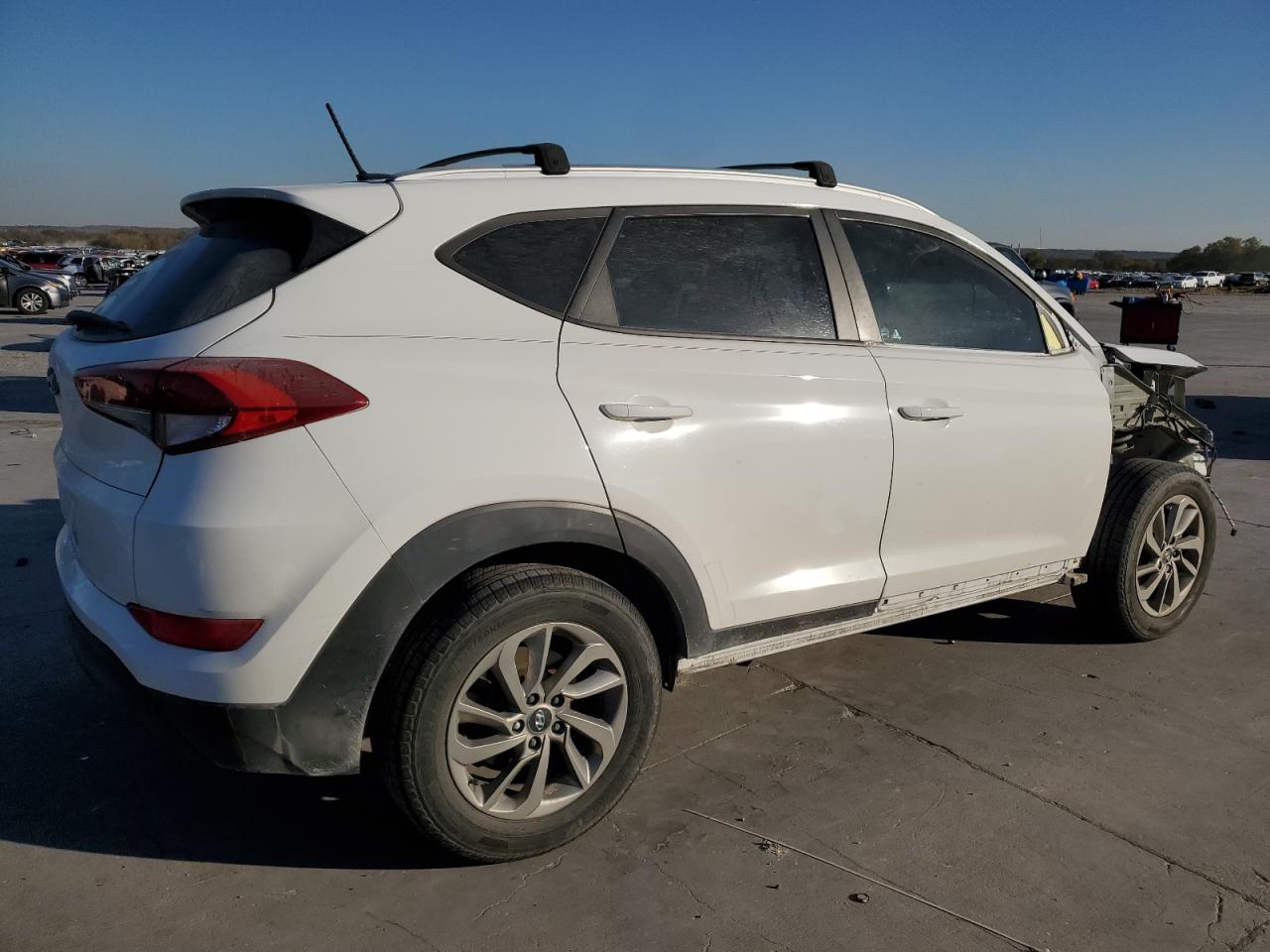 VIN KM8J33A49HU320657 2017 HYUNDAI TUCSON no.3