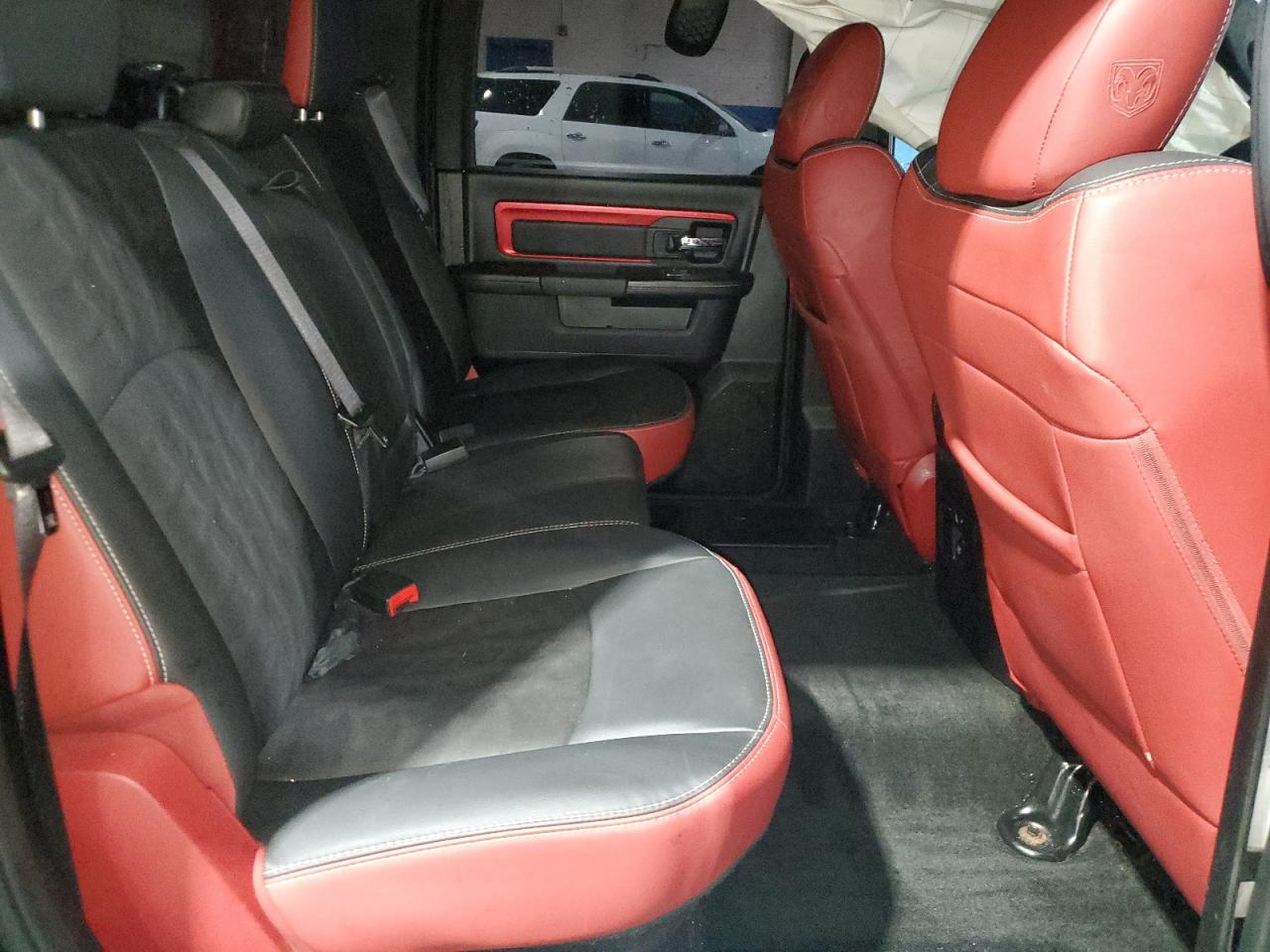 2017 RAM 1500 - Image 10
