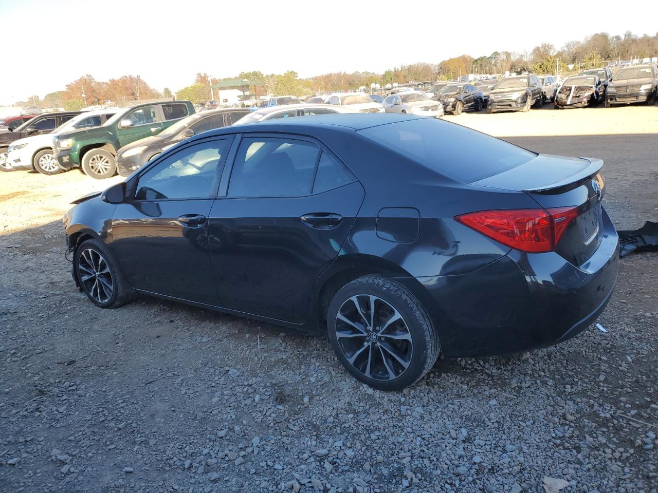 VIN 2T1BURHEXJC026355 2018 TOYOTA COROLLA no.2