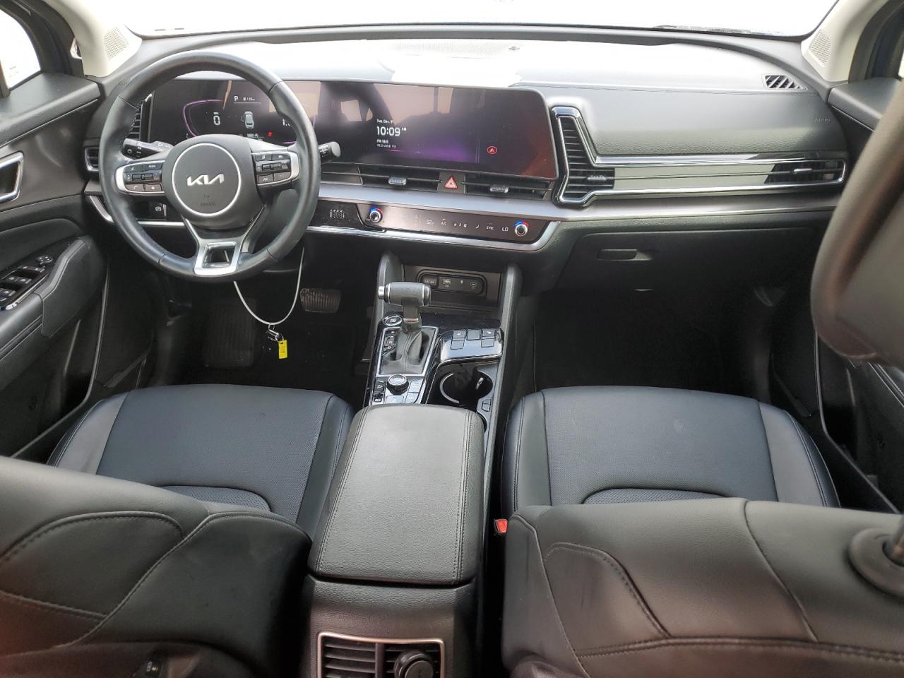 2023 Kia Sportage - Image 8