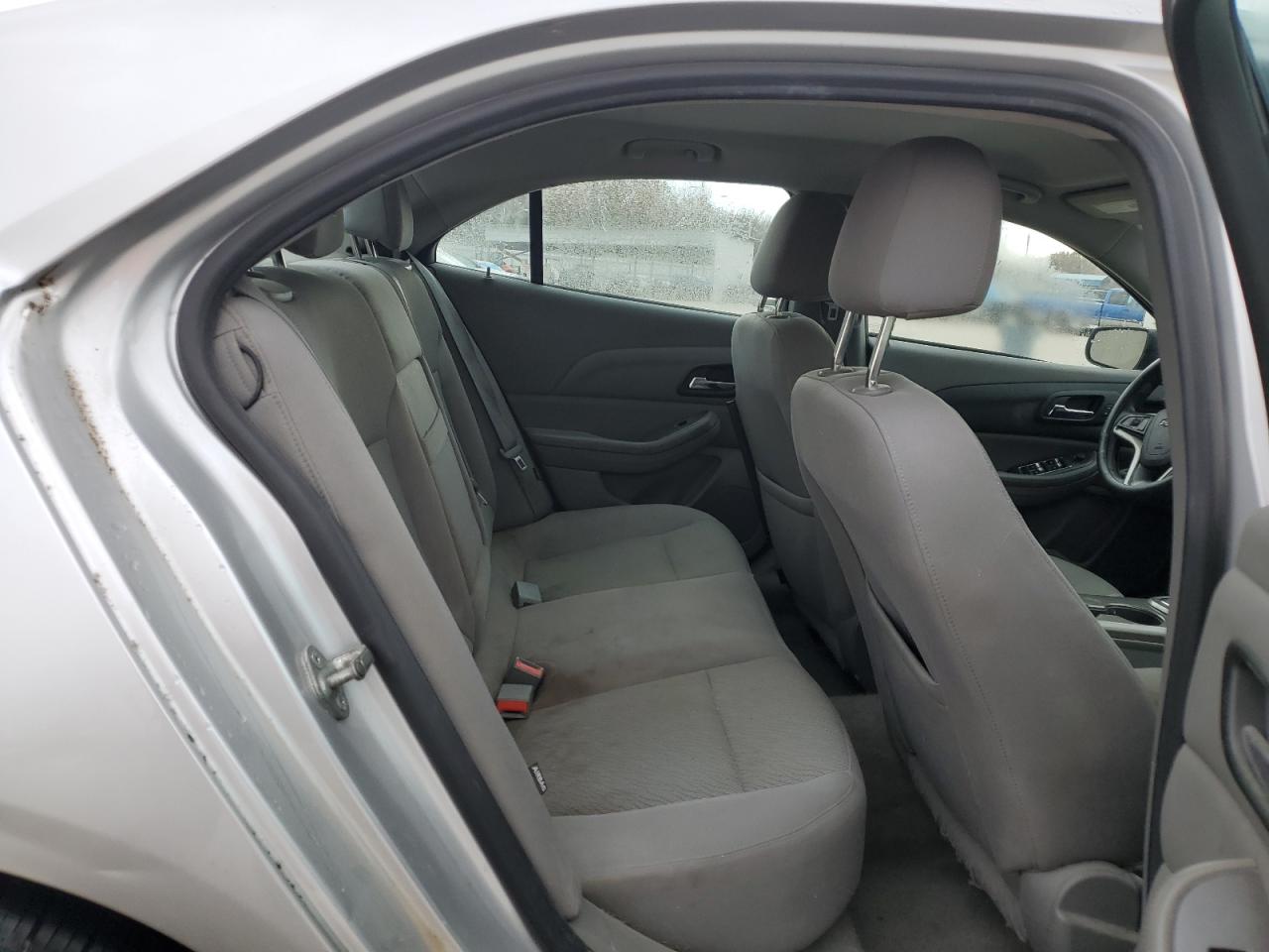2013 Chevrolet Malibu - Image 10