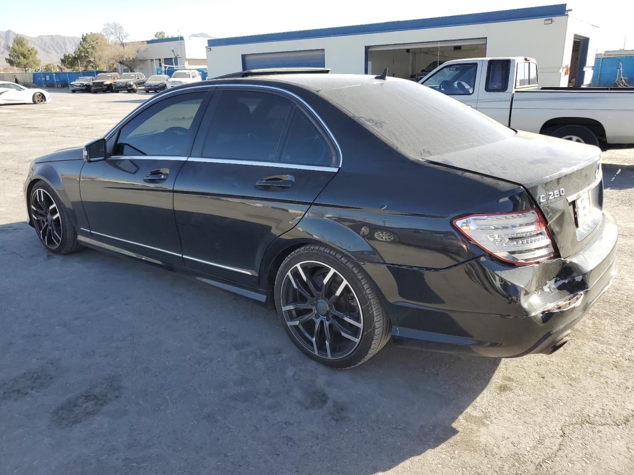 VIN WDDGF4HB1DR240935 2013 MERCEDES-BENZ C-CLASS no.2