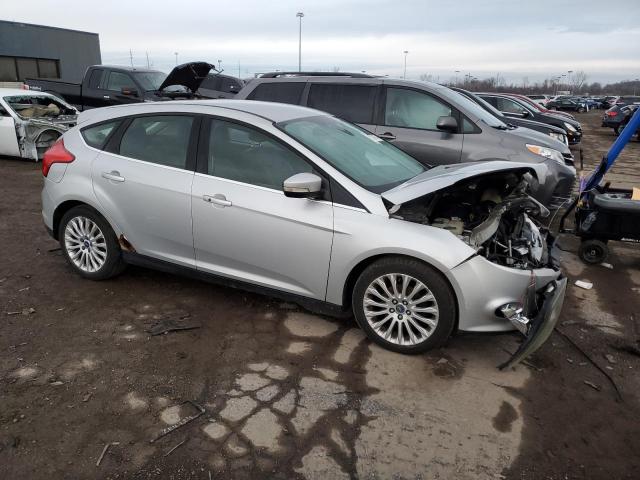  FORD FOCUS 2012 Silver