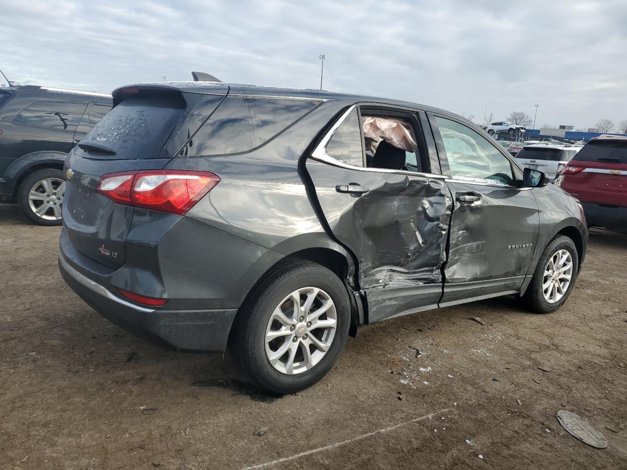 2018 Chevrolet Equinox - Image 3