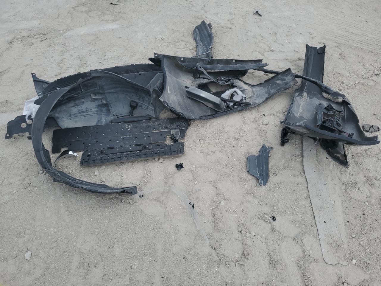 2001 GMC Yukon VIN: 1GKEC13T31R221666 Lot: 84658144