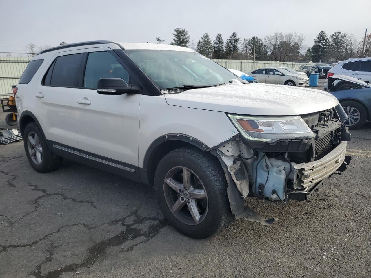 VIN 1FM5K8DH6HGC02094 2017 FORD EXPLORER no.4