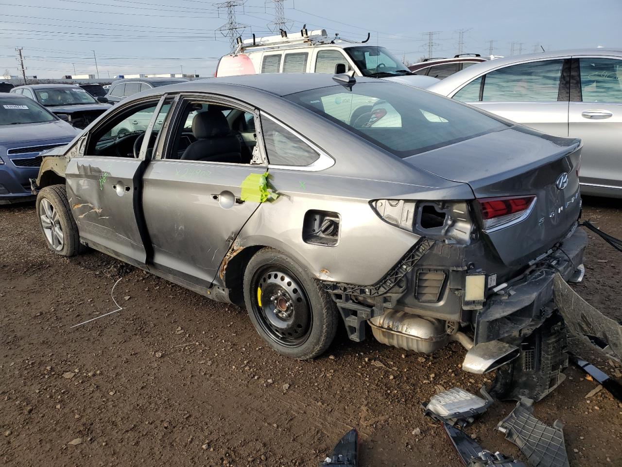 2018 Hyundai Sonata - Image 2