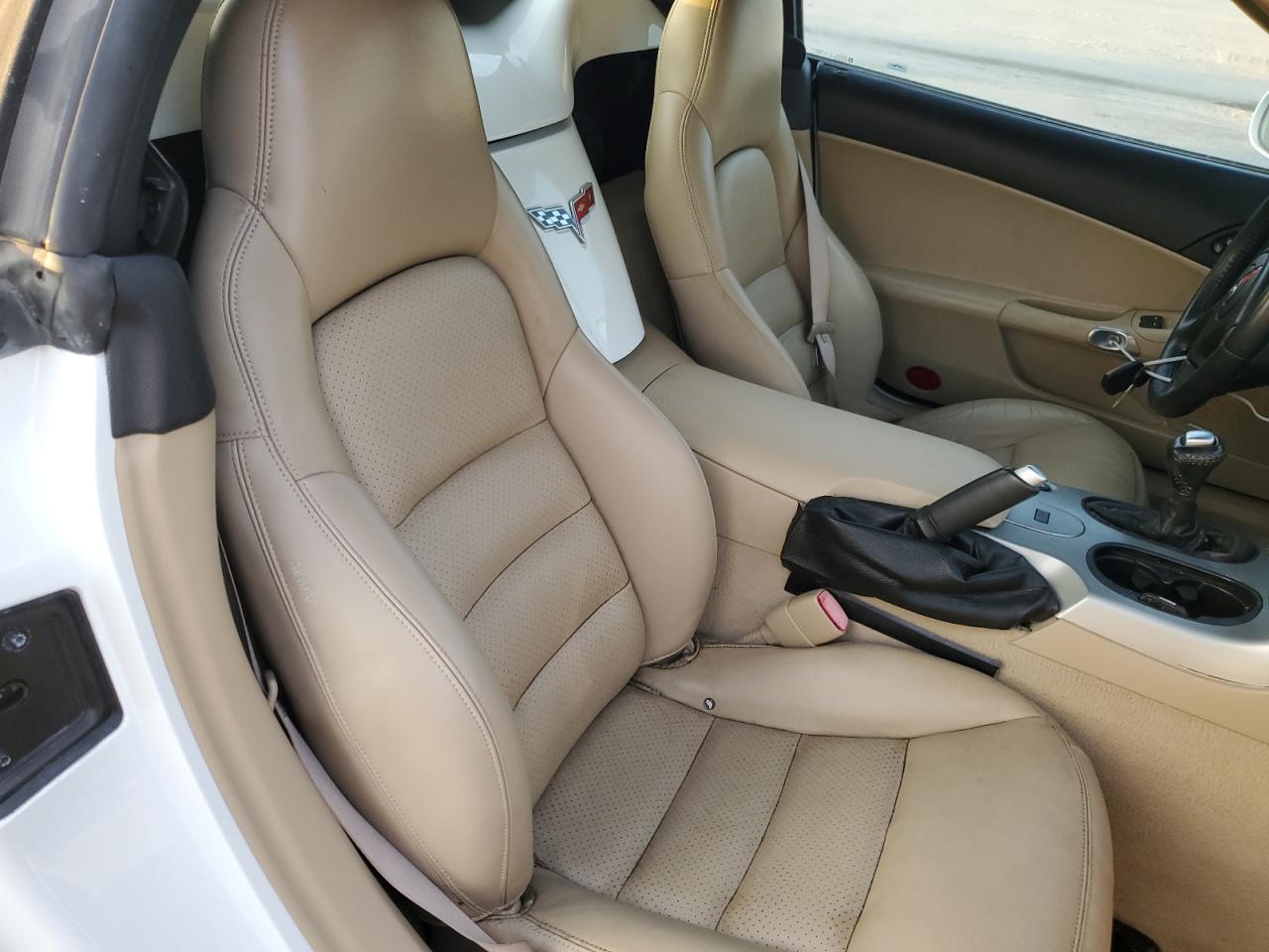 2005 Chevrolet Corvette VIN: 1G1YY34U055126274 Lot: 83400924