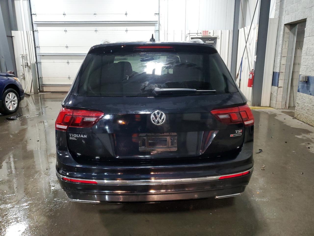 2018 Volkswagen Tiguan - Image 6