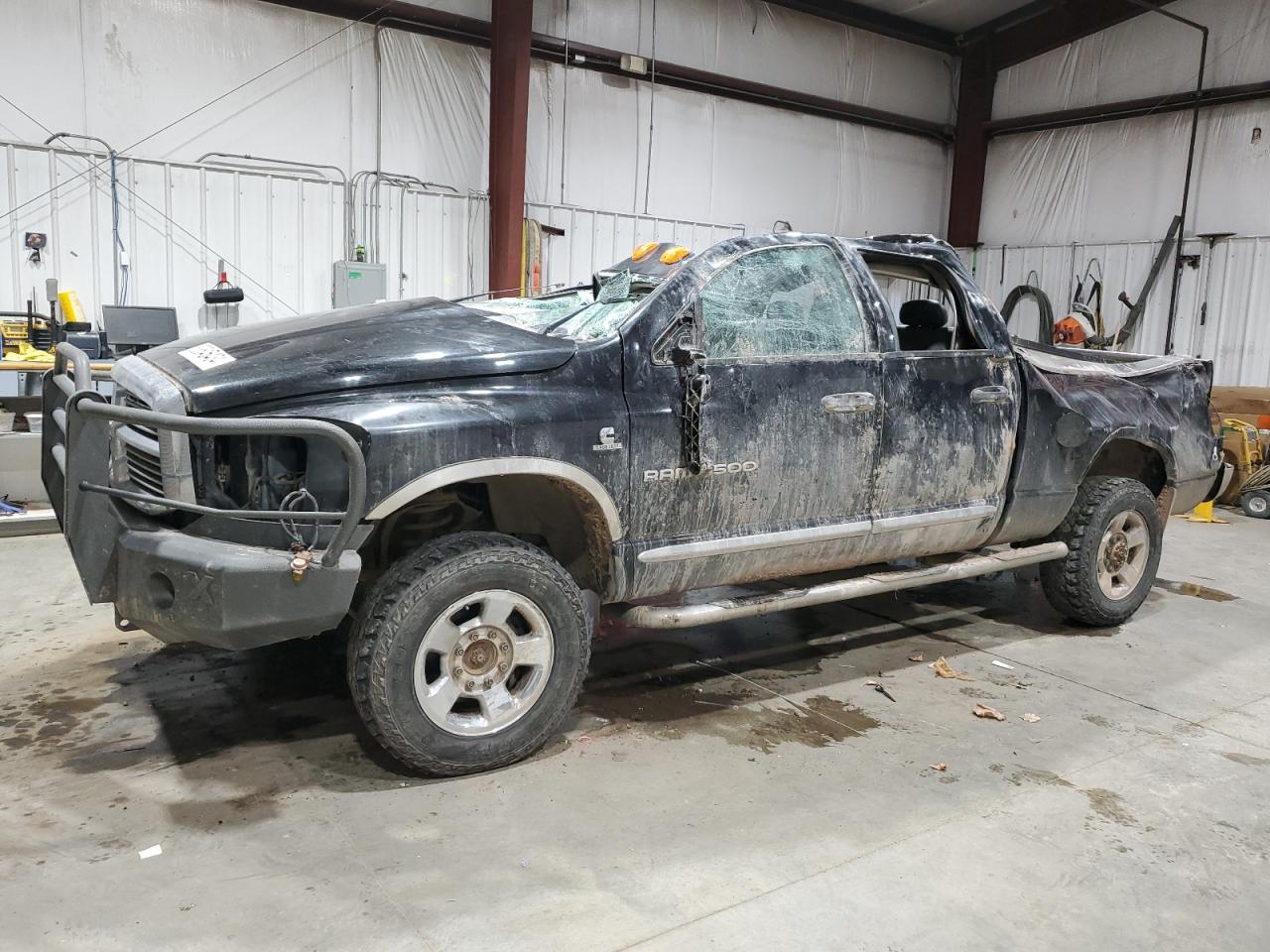 2006 Dodge Ram 3500 St продається в Billings, MT - Rollover
