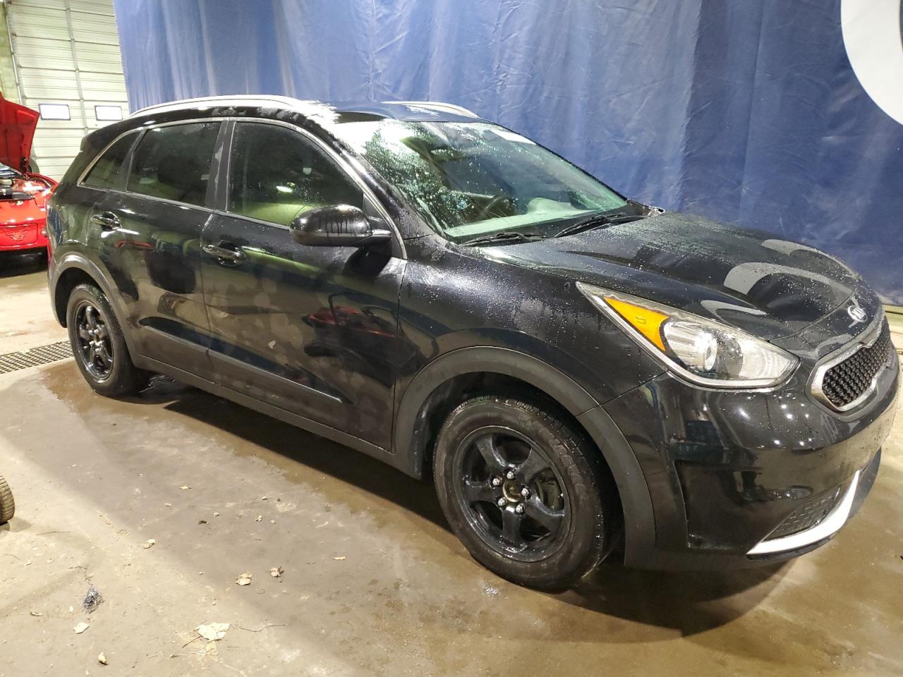 2017 Kia Niro - Image 4