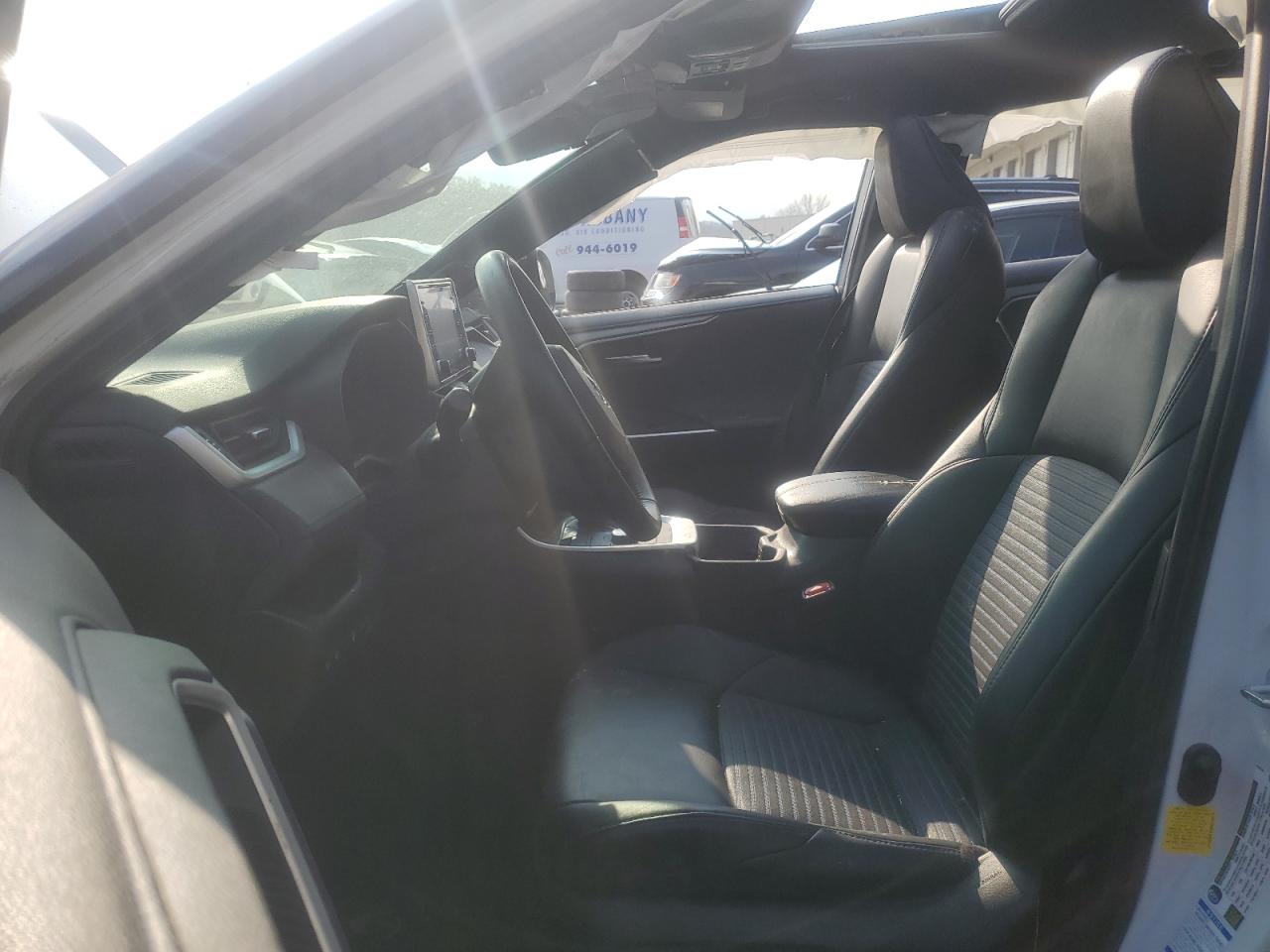 2021 Toyota RAV 4 - Image 7