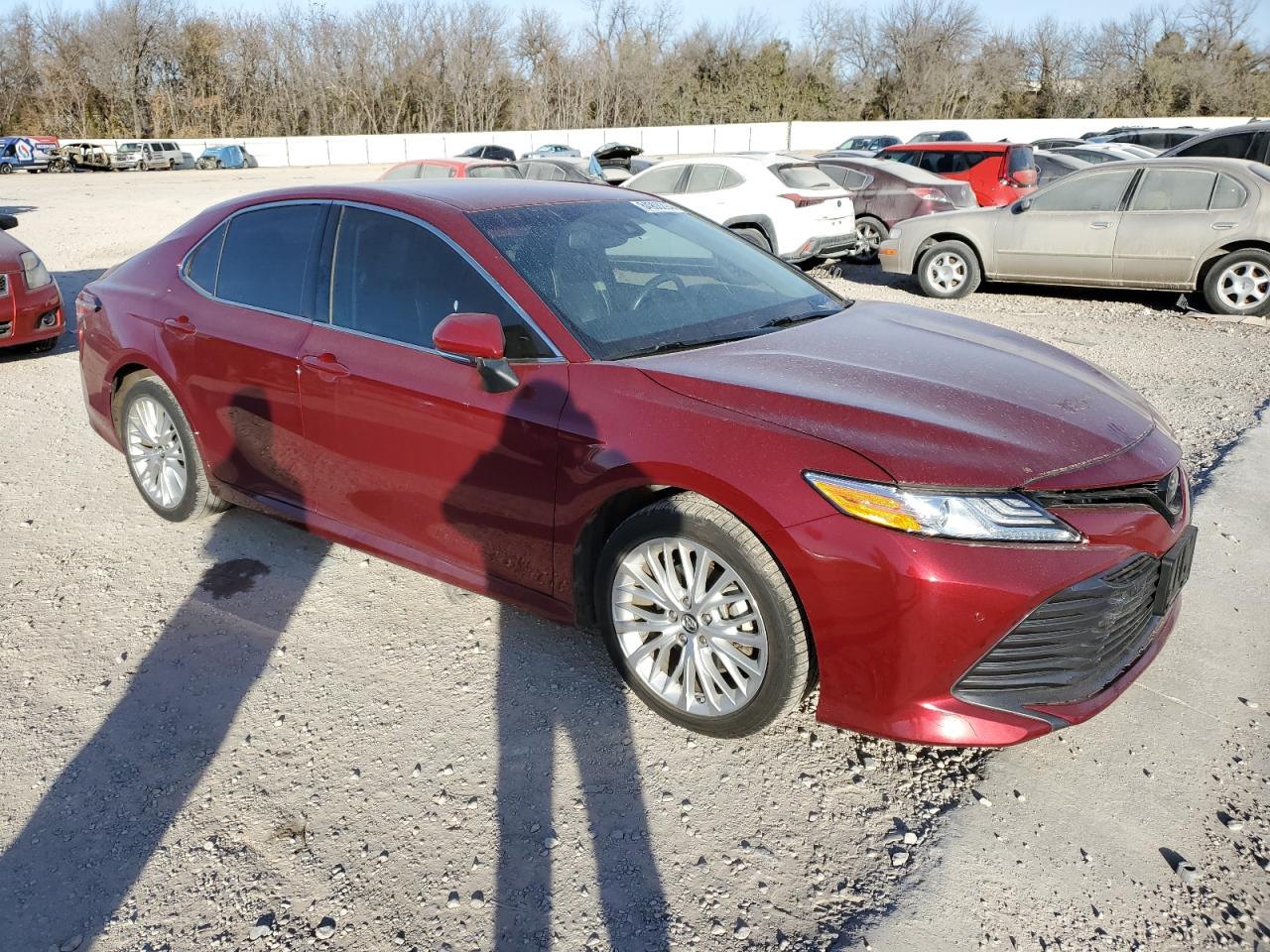 VIN 4T1B11HK7JU509591 2018 TOYOTA CAMRY no.4