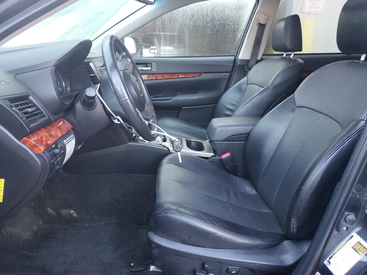 2011 Subaru Outback - Image 7