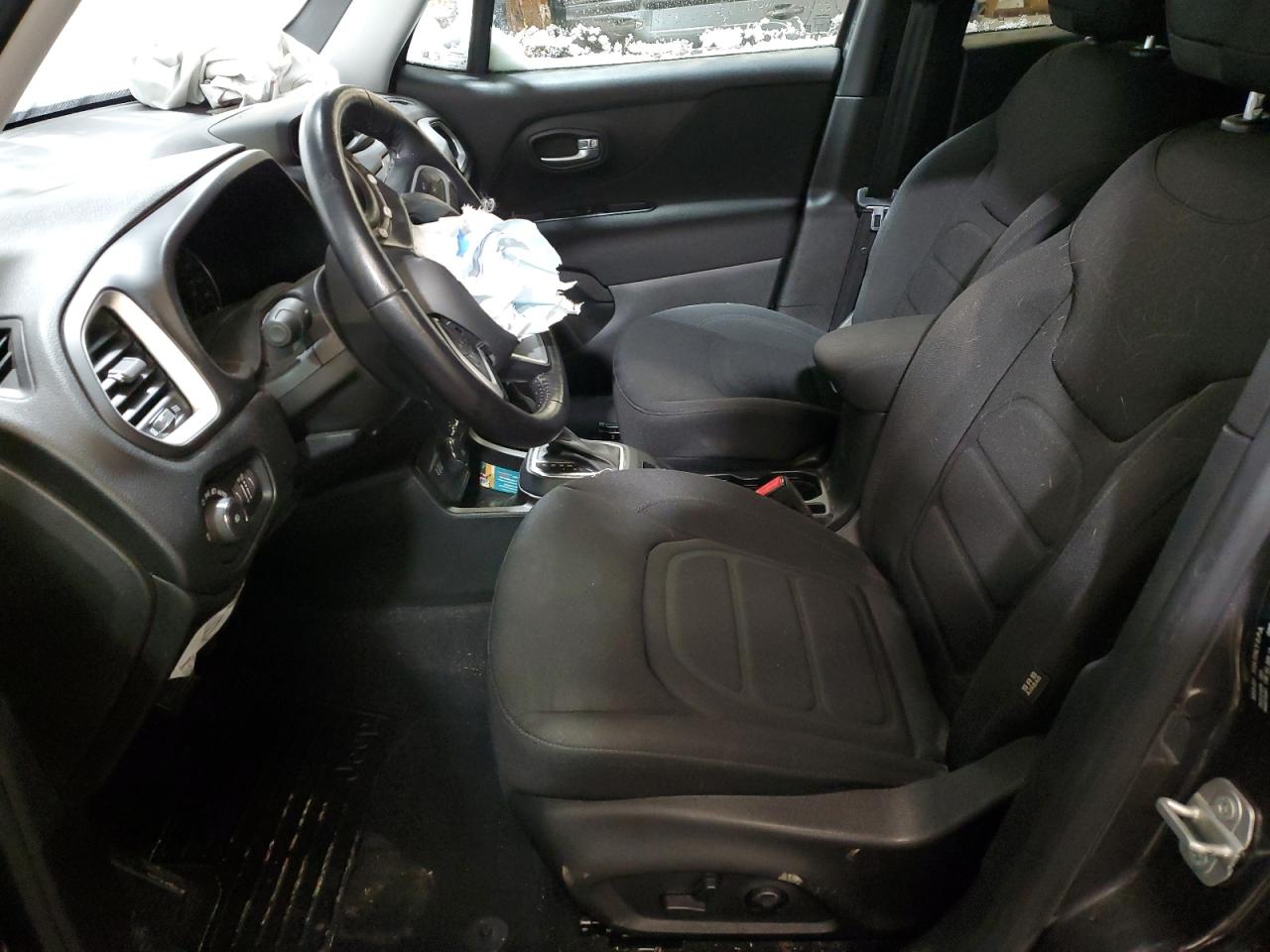 2021 Jeep Renegade - Image 7