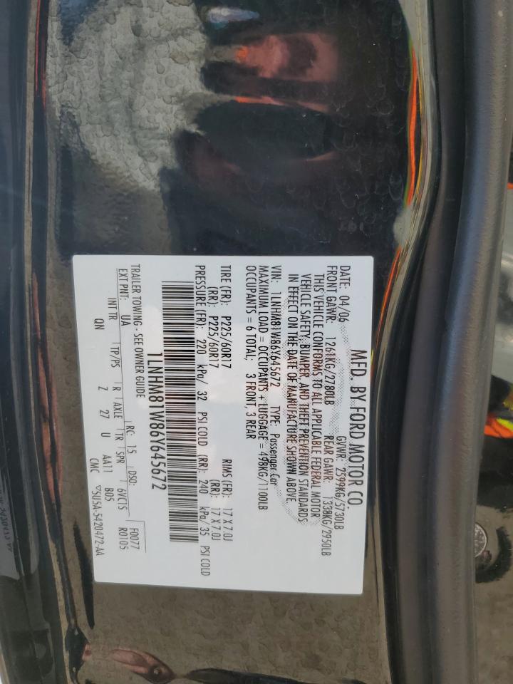 2006 Lincoln Town Car - Image 12