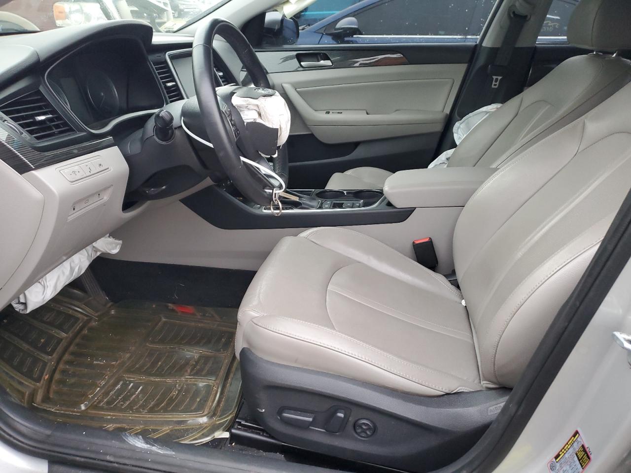 2019 Hyundai Sonata - Image 7